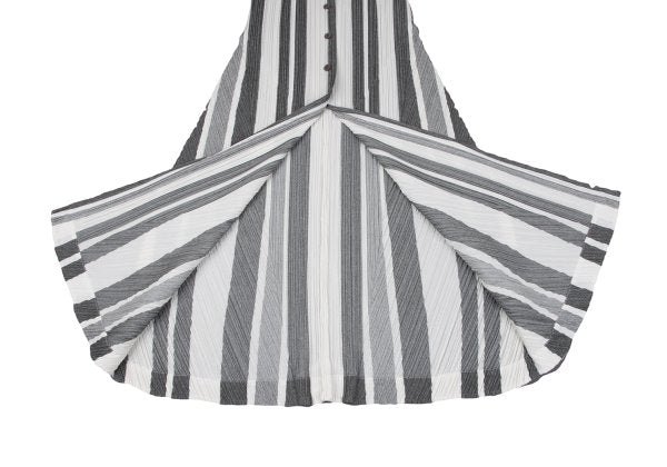 PLEATS PLEASE Poly-Cotton Stripe V-Neck Dress White Size 4