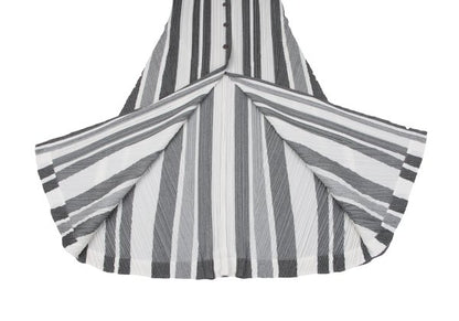 PLEATS PLEASE Poly-Cotton Stripe V-Neck Dress White Size 4