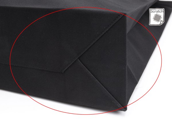 ISSEY MIYAKE Logo Embroidered Bag Black