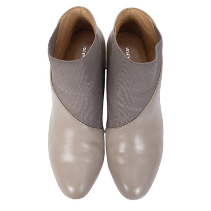 UN Wrap Bootie Mid x ISSEY MIYAKE Beige Leather Wrap Heel Boots Size 38 (24.5cm)