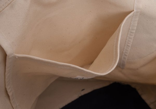 ISSEY MIYAKE I.S. Whale Canvas Ivory Navy Tote