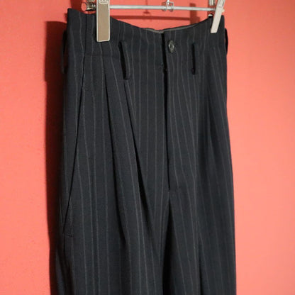 Y's 90s Pinstripe Two-Pleat Cropped Pants Black Size FREE