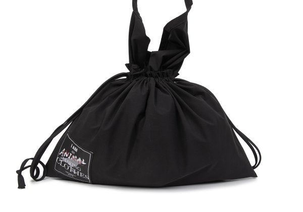 S'YTE Poly Patch Apron Bag Black