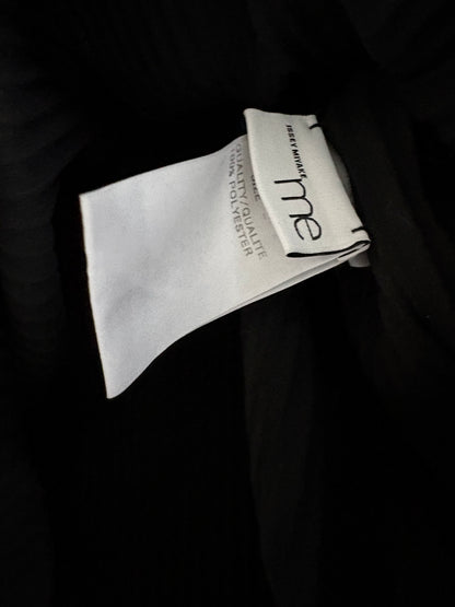 Issey Miyake 2011 me pleats circle design sleeveless poncho Black
