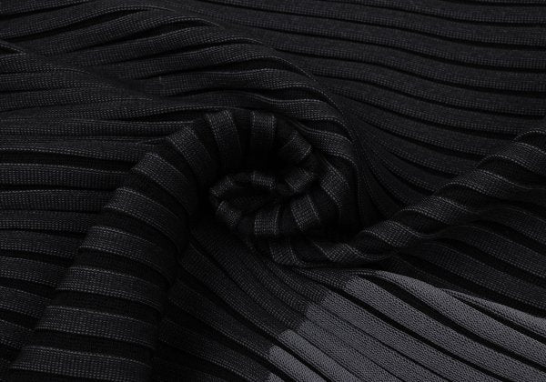 ISSEY MIYAKE MEANDER KNIT 21AW Buttonless & Gray Size 2