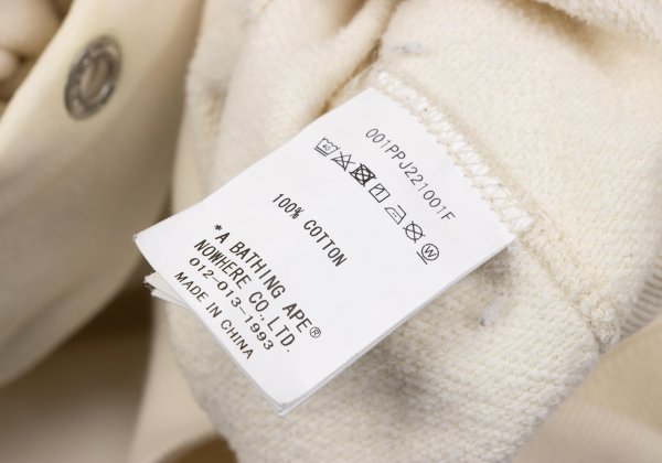 A BATHING APE BAPE Logo Print Hoodie White Size L