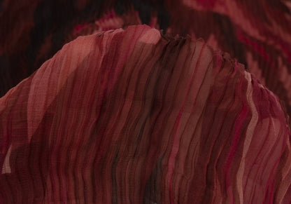 ISSEY MIYAKE Gradient Print Sheer Pleated Top Red Size 2