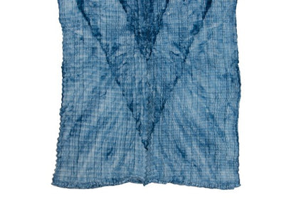ISSEY MIYAKE Graphic Print Pleated T-Shirt Blue/White Size M