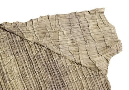 ISSEY MIYAKE Polyester Pleated T-Shirt Beige Size M
