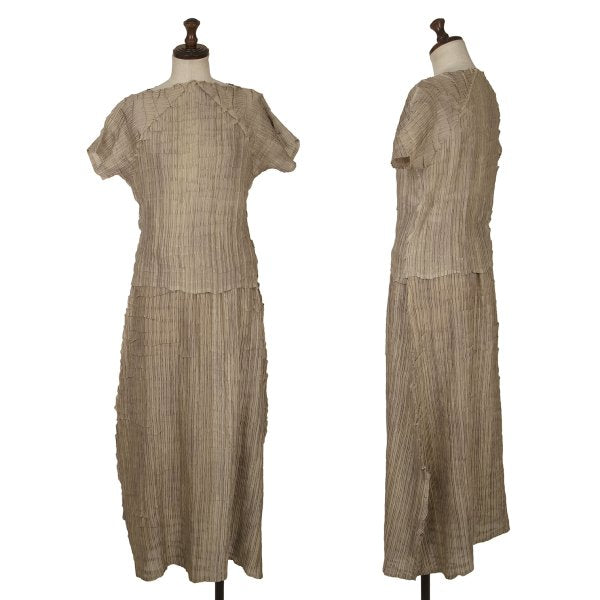 ISSEY MIYAKE Polyester Pleated T-Shirt Beige Size M