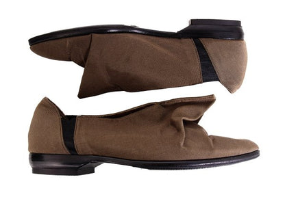 ISSEY MIYAKE Brown Asymmetric Tuck Toe Pumps Size 24.5CM