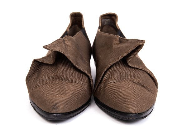 ISSEY MIYAKE Brown Asymmetric Tuck Toe Pumps Size 24.5CM