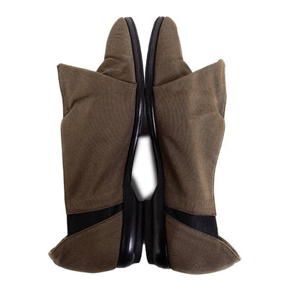 ISSEY MIYAKE Brown Asymmetric Tuck Toe Pumps Size 24.5CM
