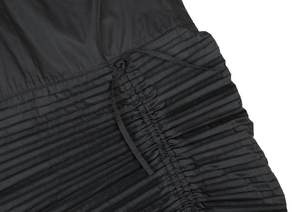 ISSEY MIYAKE Pleated Hem Polyester Shorts Gray Size 3