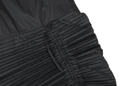 ISSEY MIYAKE Pleated Hem Polyester Shorts Gray Size 3