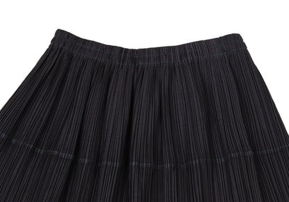 ISSEY MIYAKE Cutwork Mesh Pleated Black Polyester Skirt Size L