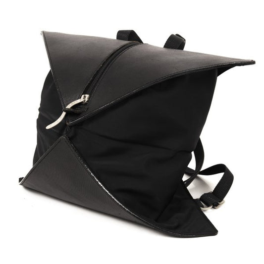ISSEY MIYAKE Transformable Box Bag Black
