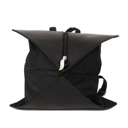 ISSEY MIYAKE Transformable Box Bag Black