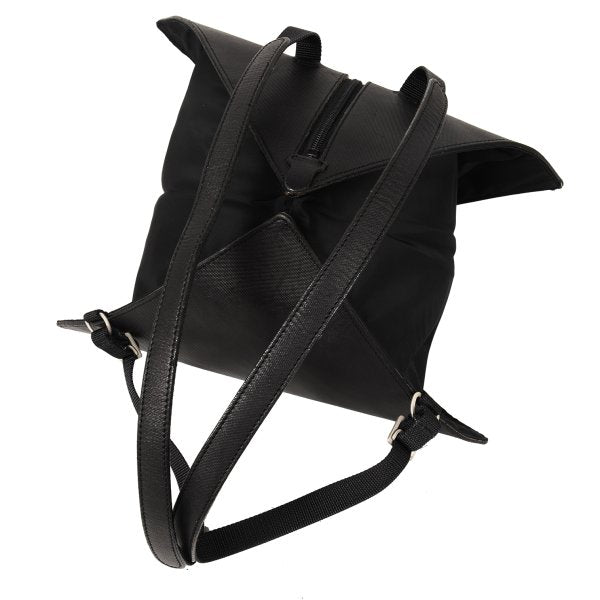 ISSEY MIYAKE Transformable Box Bag Black