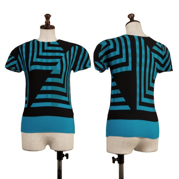ISSEY MIYAKE me Graphic Print T-Shirt Blue/Black Size F
