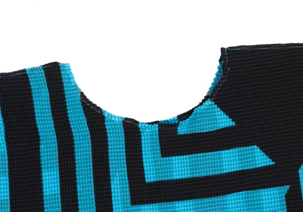 ISSEY MIYAKE me Graphic Print T-Shirt Blue/Black Size F