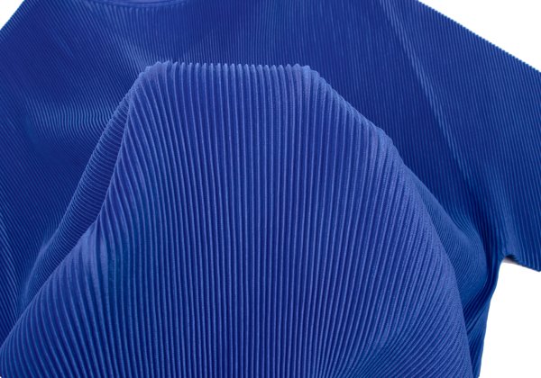 PLEATS PLEASE Mist Pleated Skipper 1/2 Polo Blue Size 3