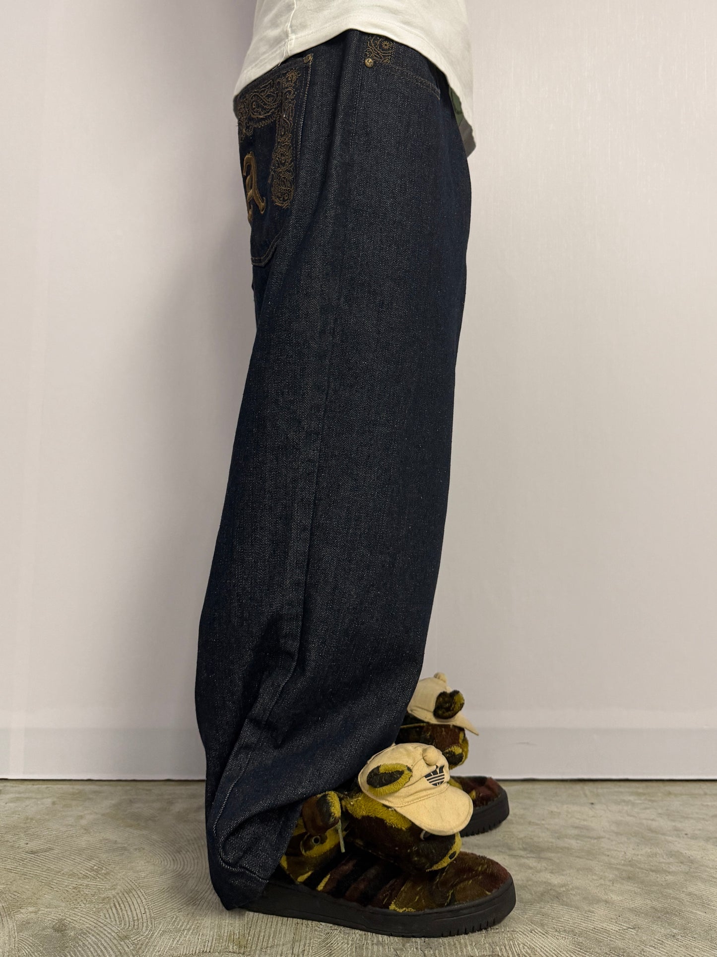 Vintage "STRAIT OUTTA CALI" Wide Buggy Denim Jeans Size 40