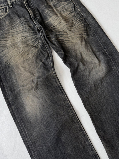 Neighborhood Damaged Black Jeans Size M