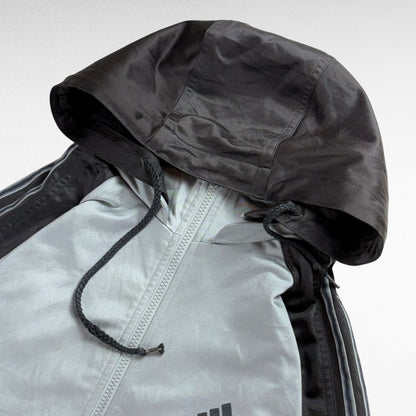 Adidas 00s Jacket Size M