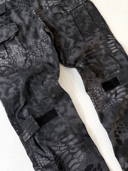 Vintage All-Over Pattern Military Pants Size 34/32