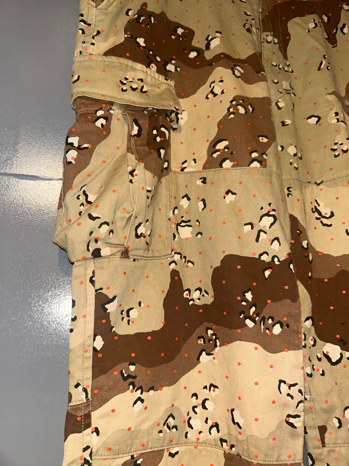 SWAGGER Choco Chip Camo Cargo Pants Size 32