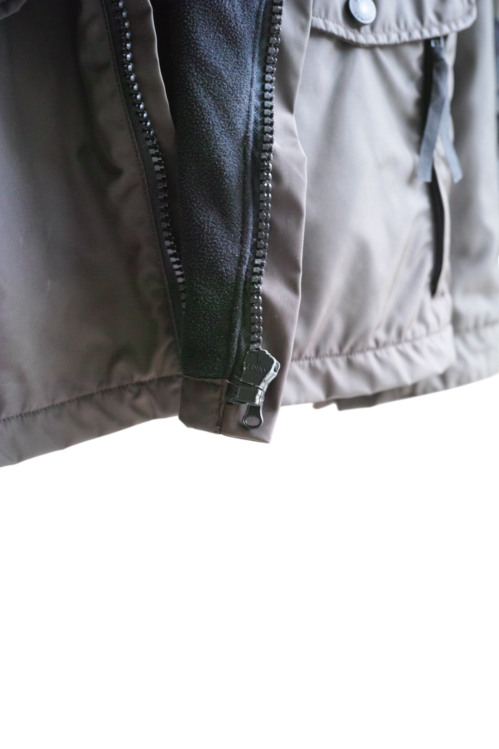 C.P. Company - C.P. COMPANY Urban Protection by Moreno Ferrari Zip up nylon shell jacket gray