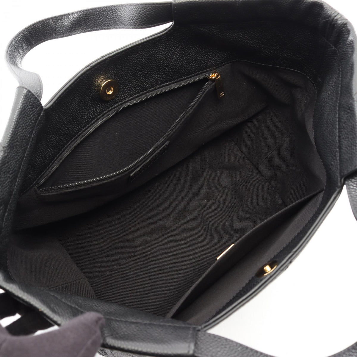 CHANEL Matelasse Caviar Skin Bag Black