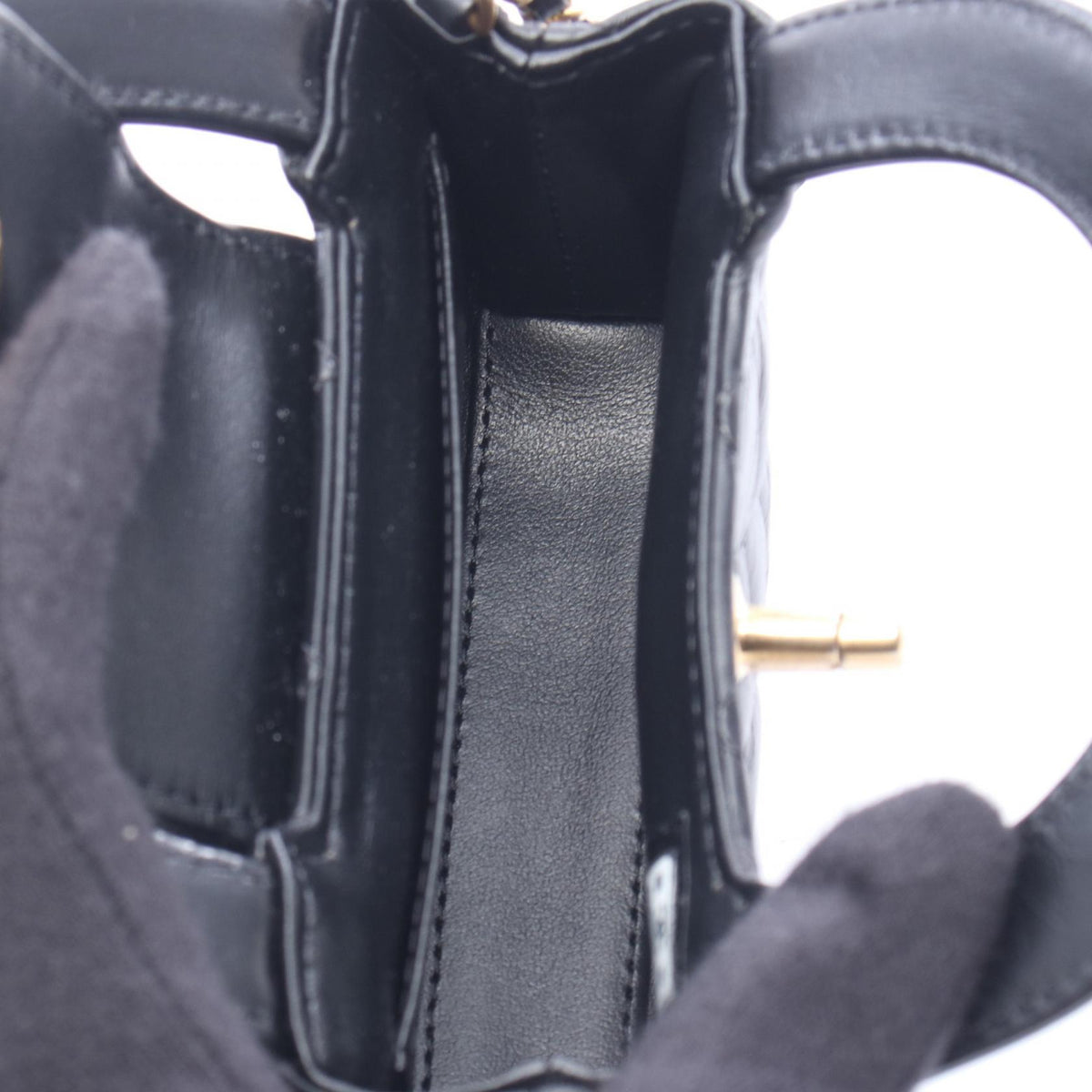 CHANEL Matelasse Lambskin Bag Black