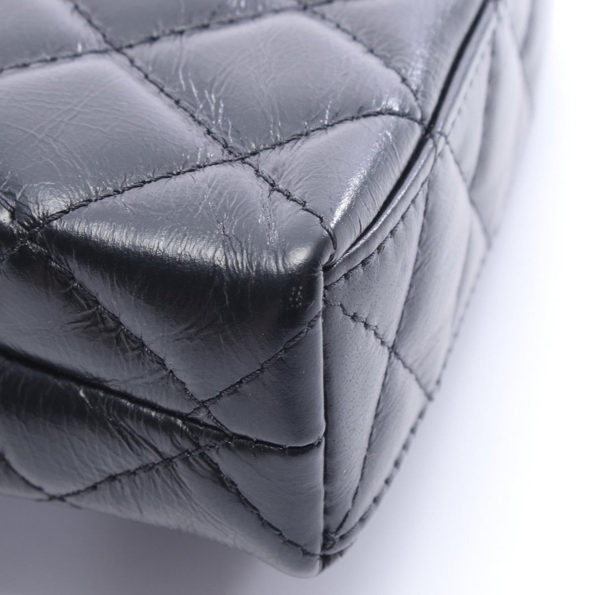 CHANEL Matelasse Lambskin Bag Black