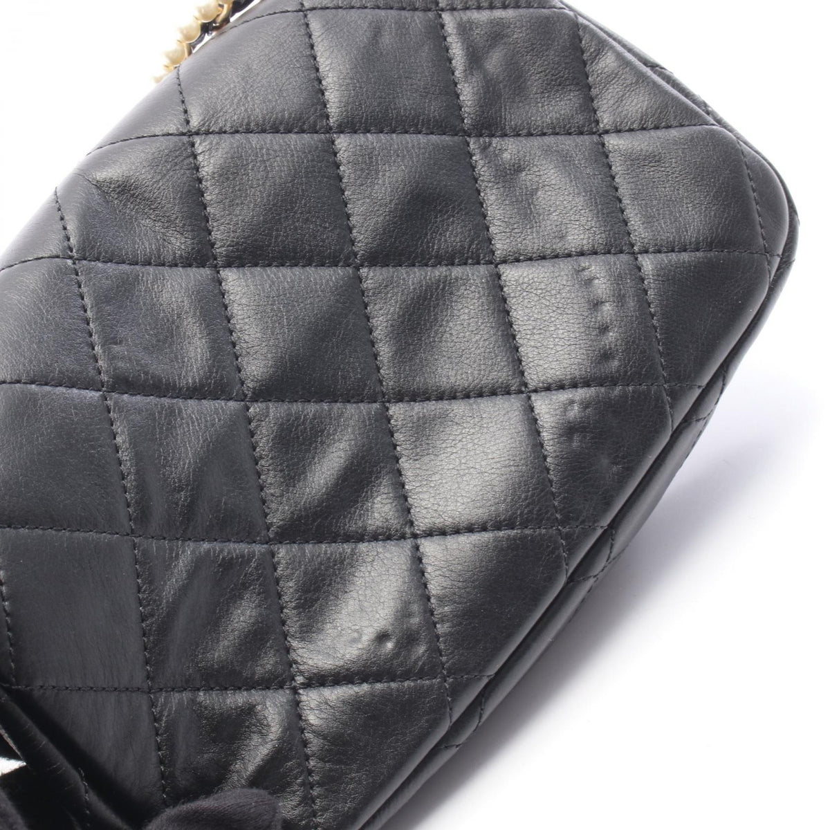 CHANEL Matelasse Leather Bag Black