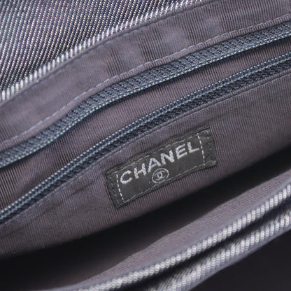 CHANEL Chocobar Denim Handbag Navy