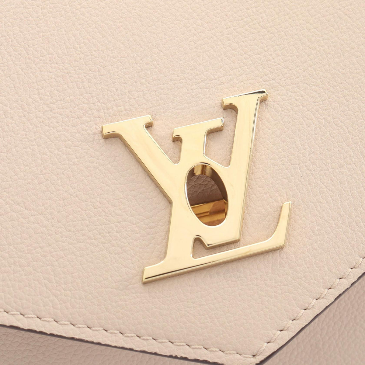 LOUIS VUITTON My Lockme Leather Bag Pink