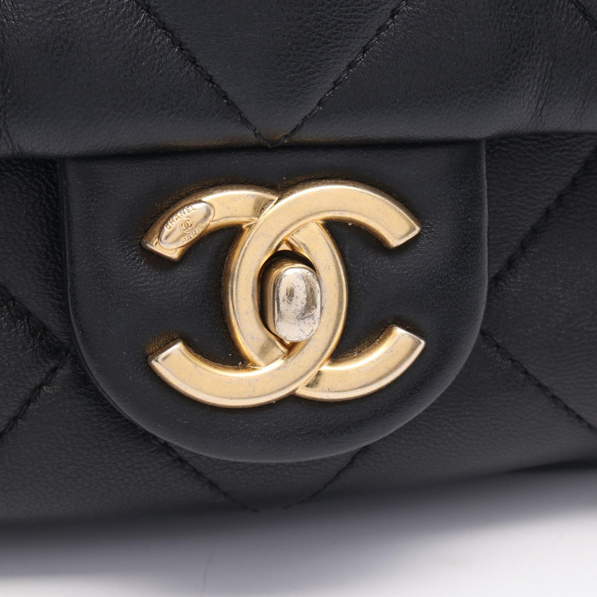 CHANEL Matelasse Lambskin Shoulder Bag