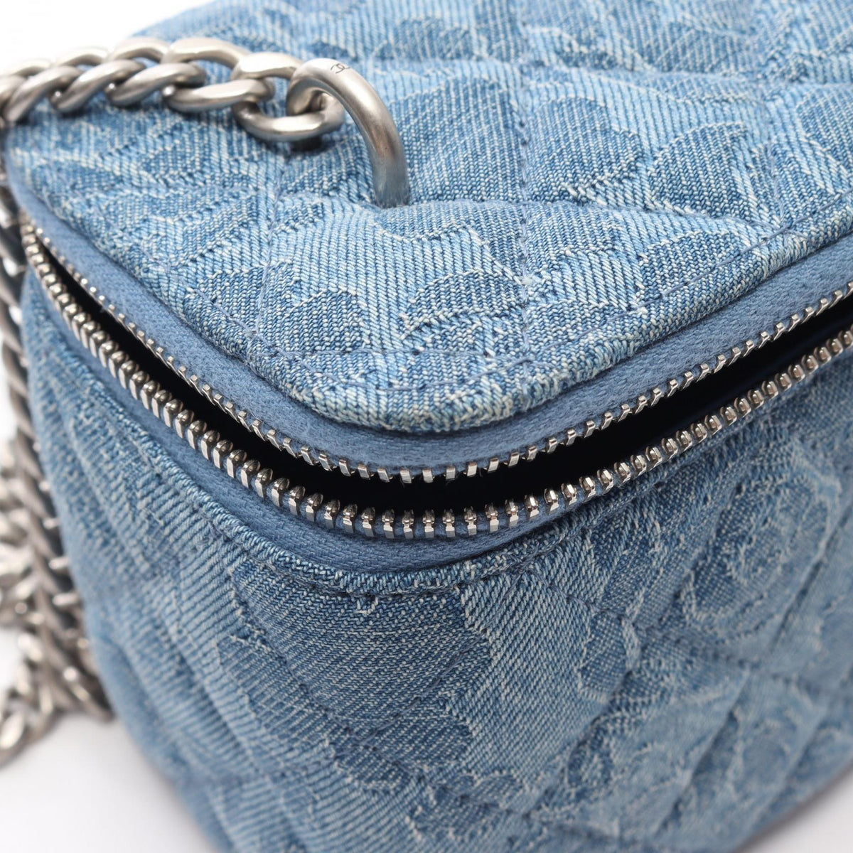 CHANEL Matelasse Vanity Denim Bag Blue