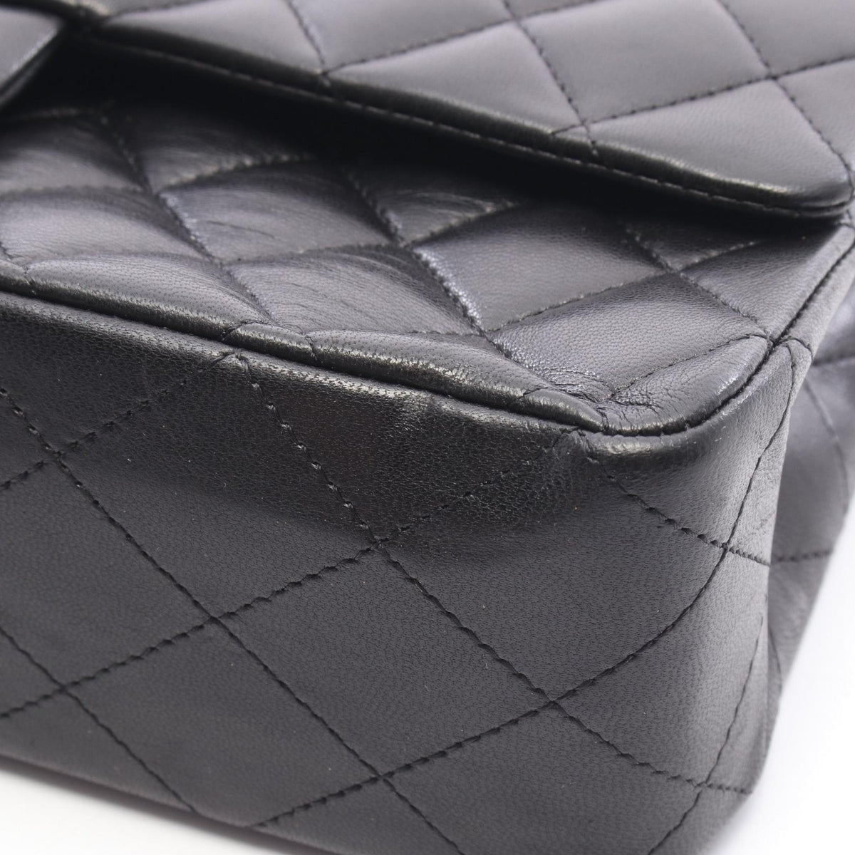CHANEL Matelasse Double Flap Shoulder Bag