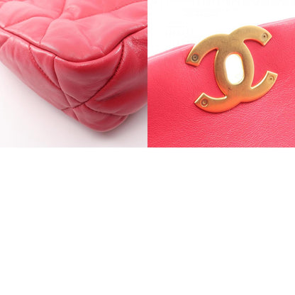 CHANEL 19 Matelasse Lambskin Bag Pink