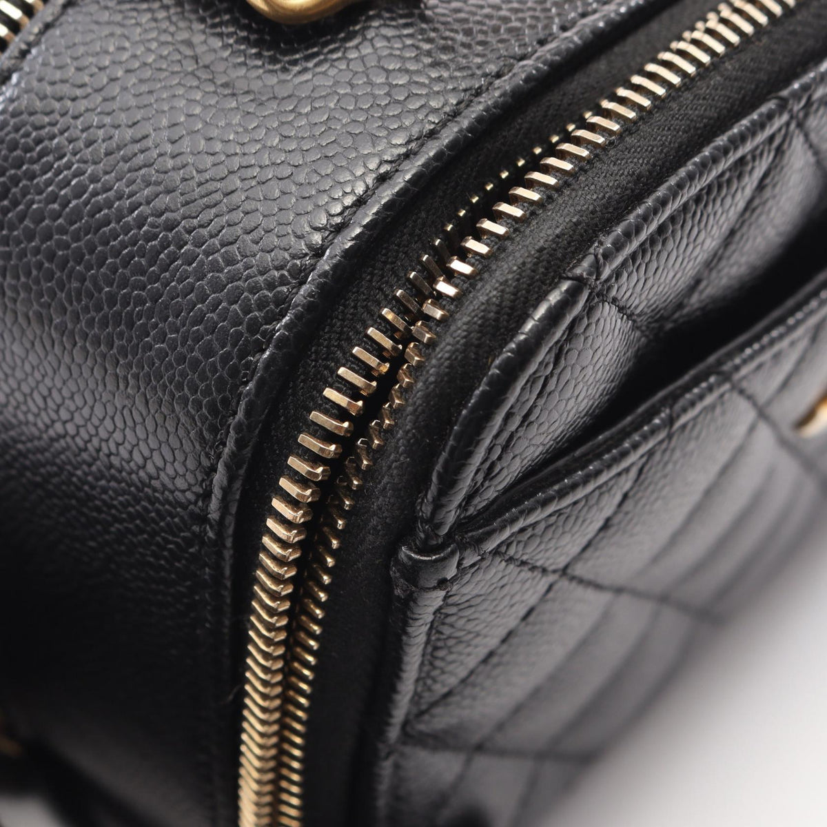 CHANEL Matelassé Caviar Skin Bag Black