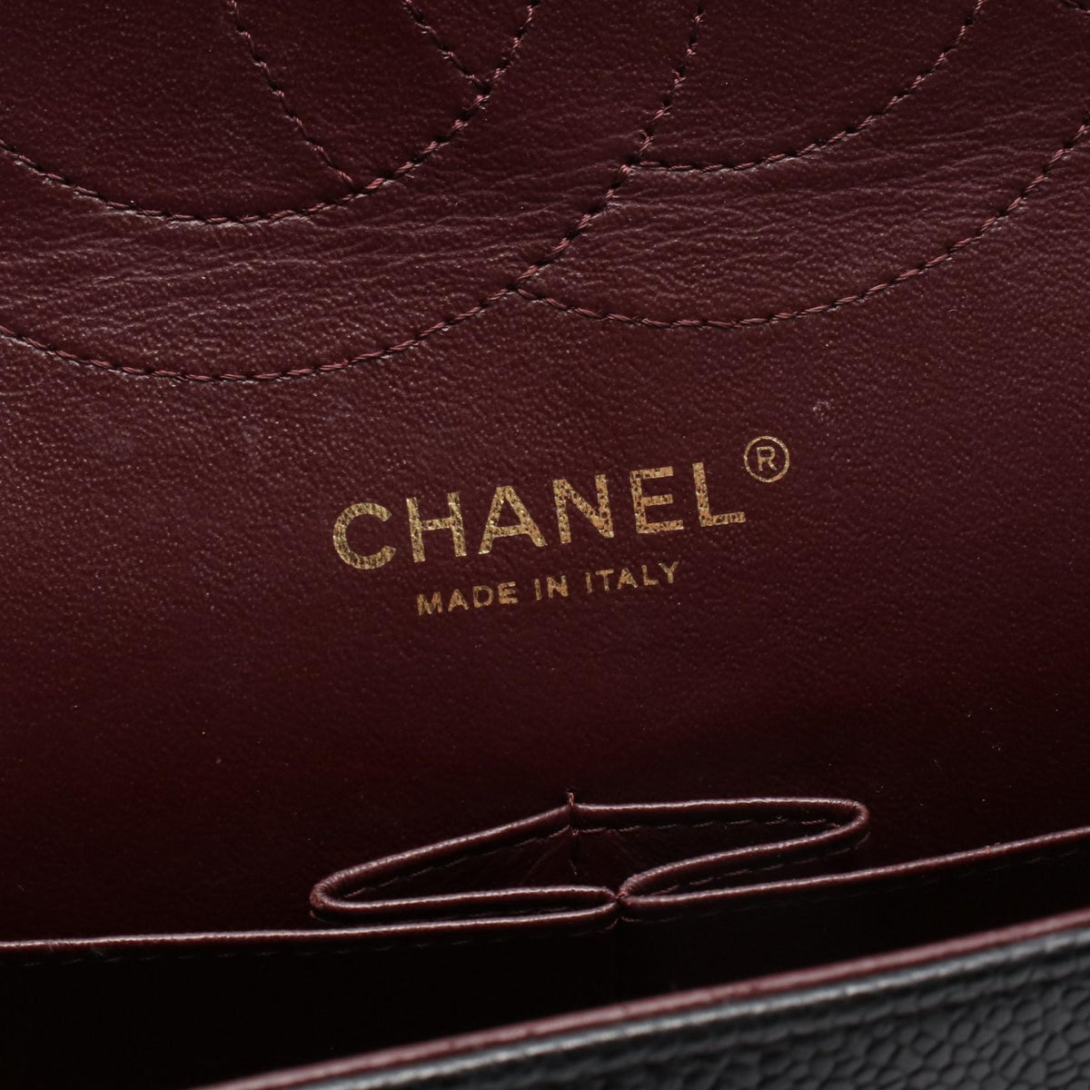 CHANEL Jumbo Classic Shoulder Bag