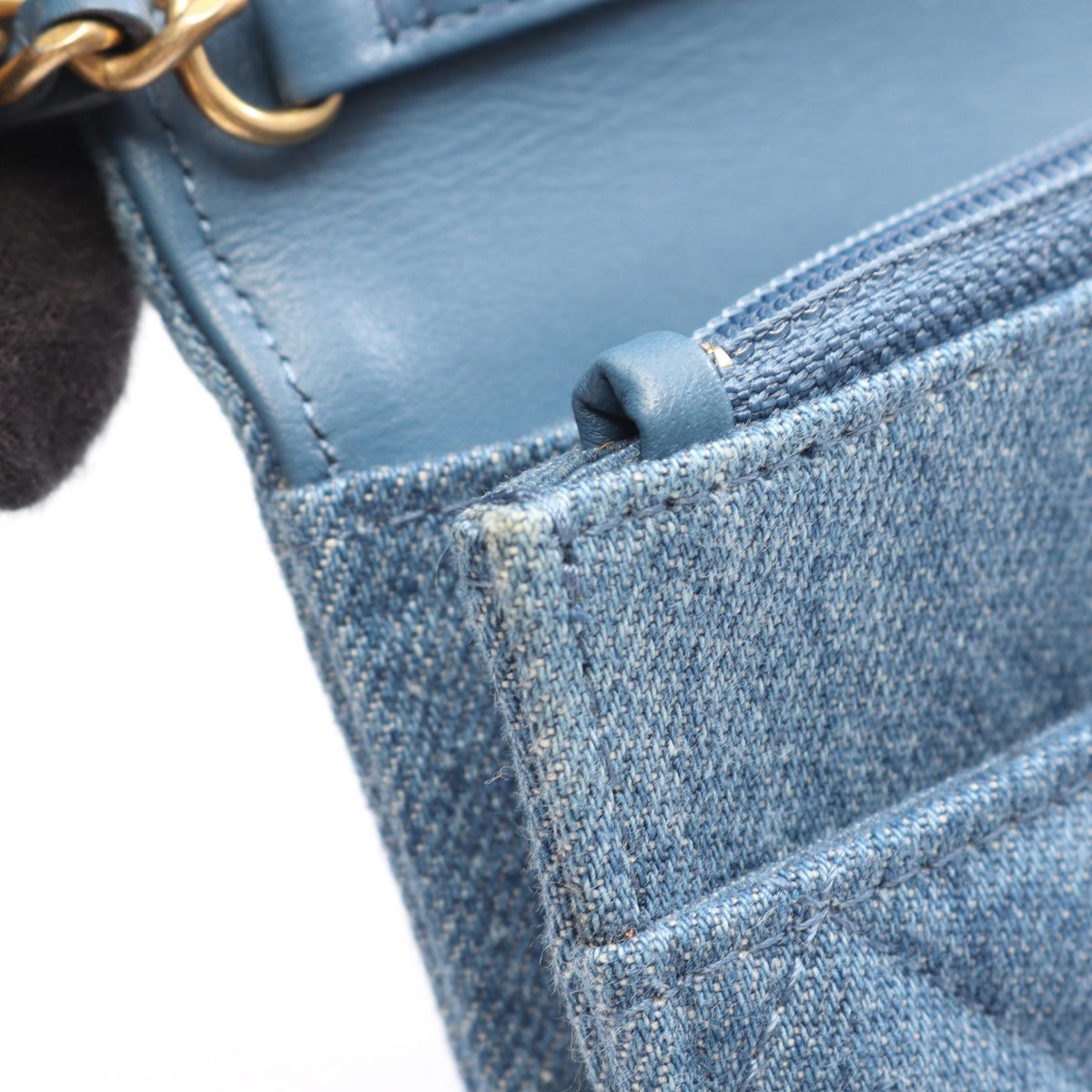 CHANEL Matelasse Denim Shoulder Bag Blue