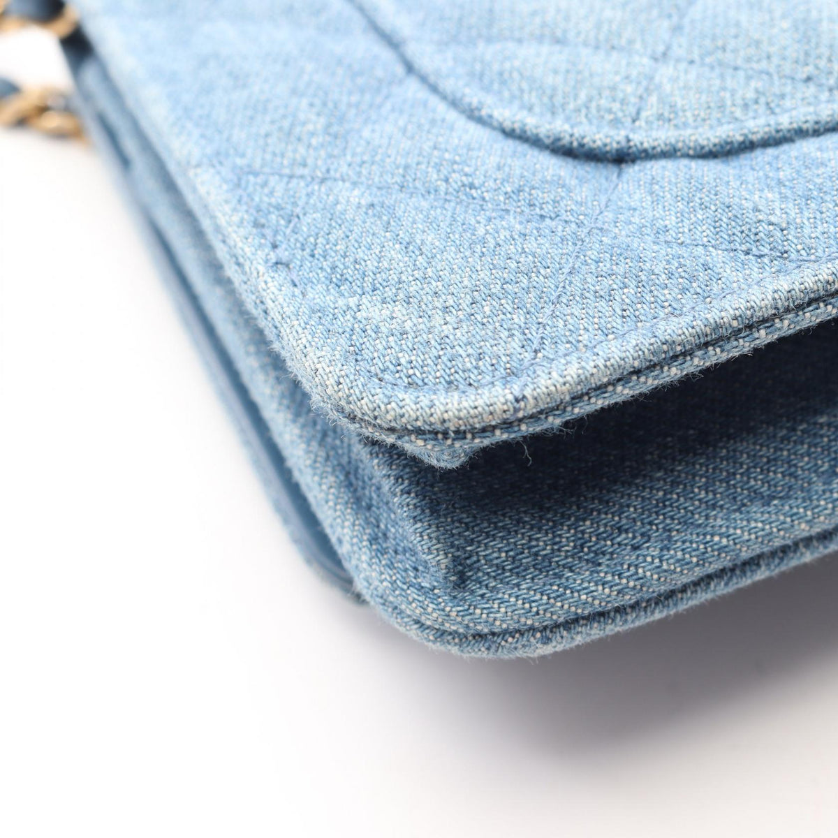 CHANEL Matelasse Denim Shoulder Bag Blue