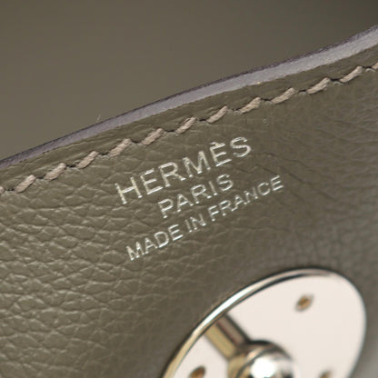 HERMES Lindy 26 Gris Meyer Shoulder Bag