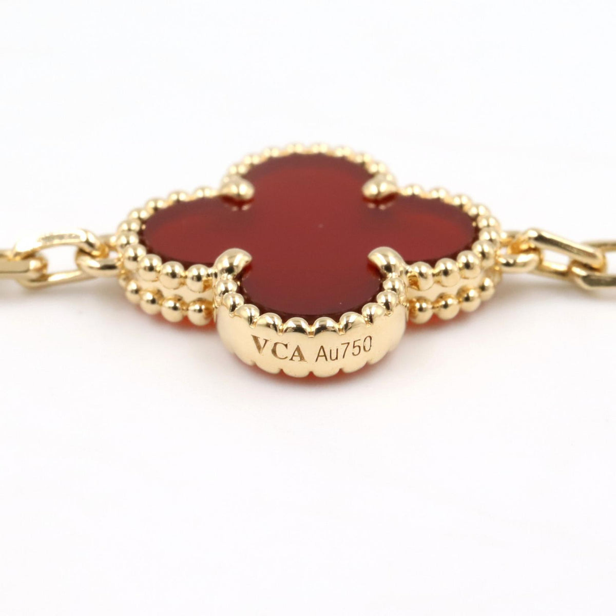 Van Cleef & Arpels Carnelian Bracelet Gold