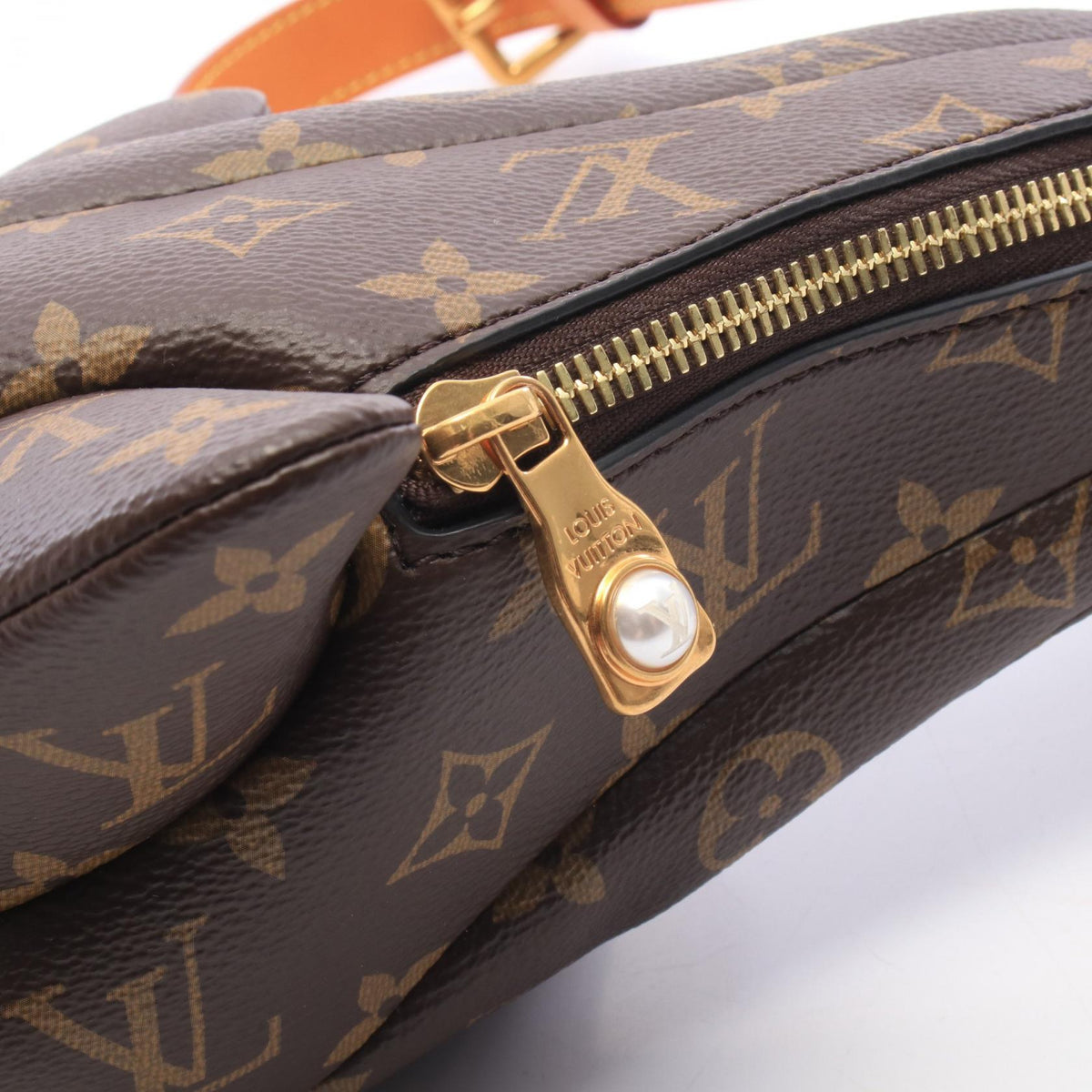 LOUIS VUITTON Dolphin Monogram Shoulder Bag