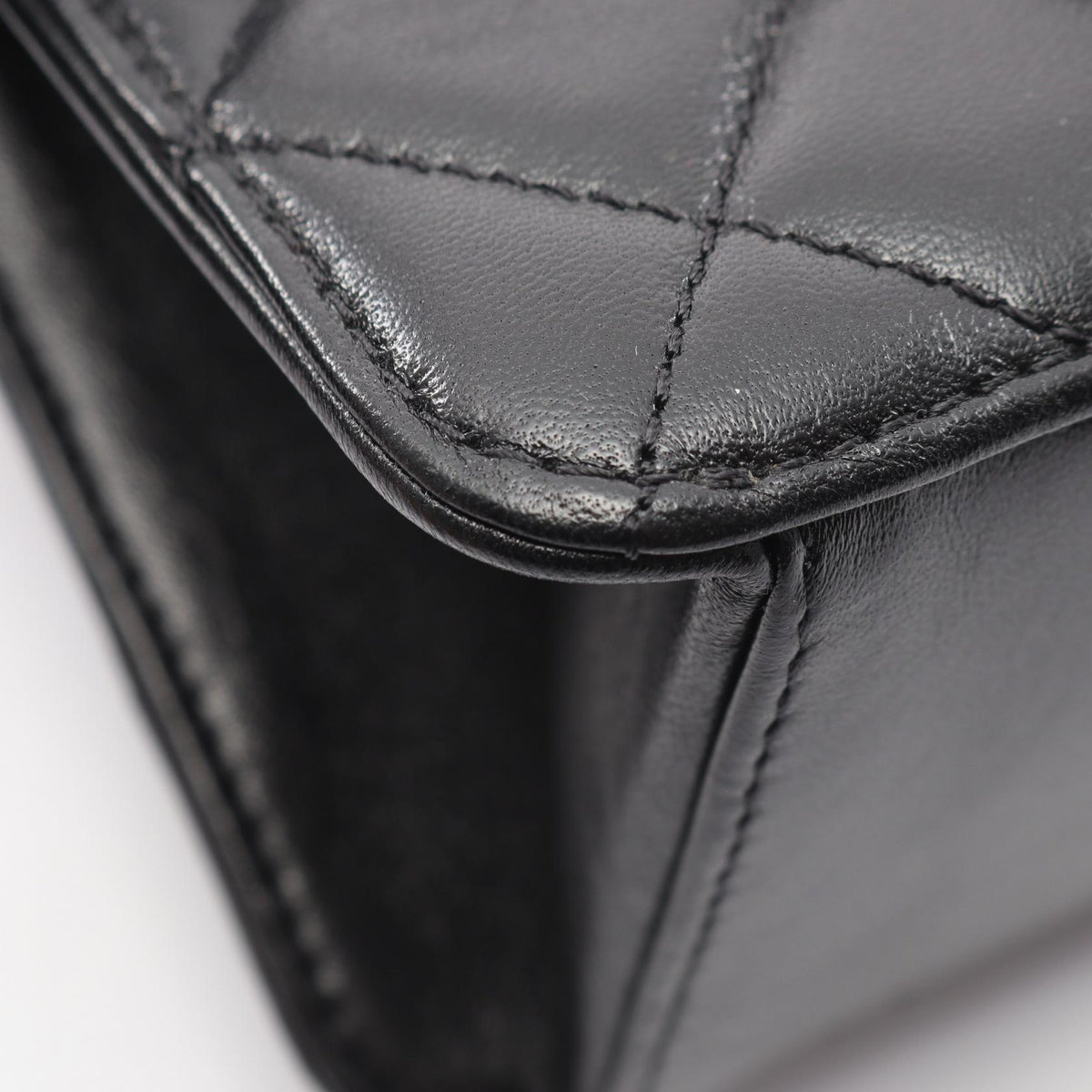 CHANEL Matelasse Lambskin Bag Black
